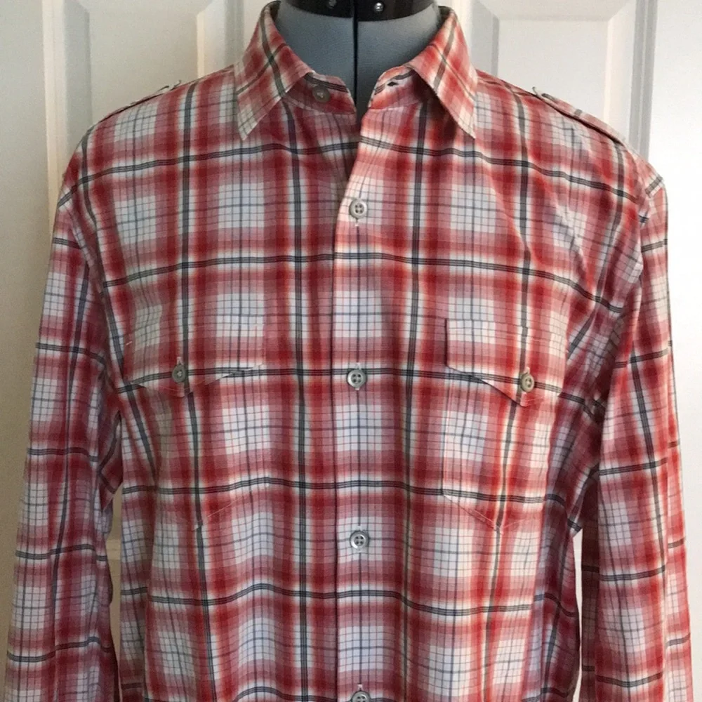 Banana Republic Red White Black Plaid Western Inspired Shirt Size L Tall 16”